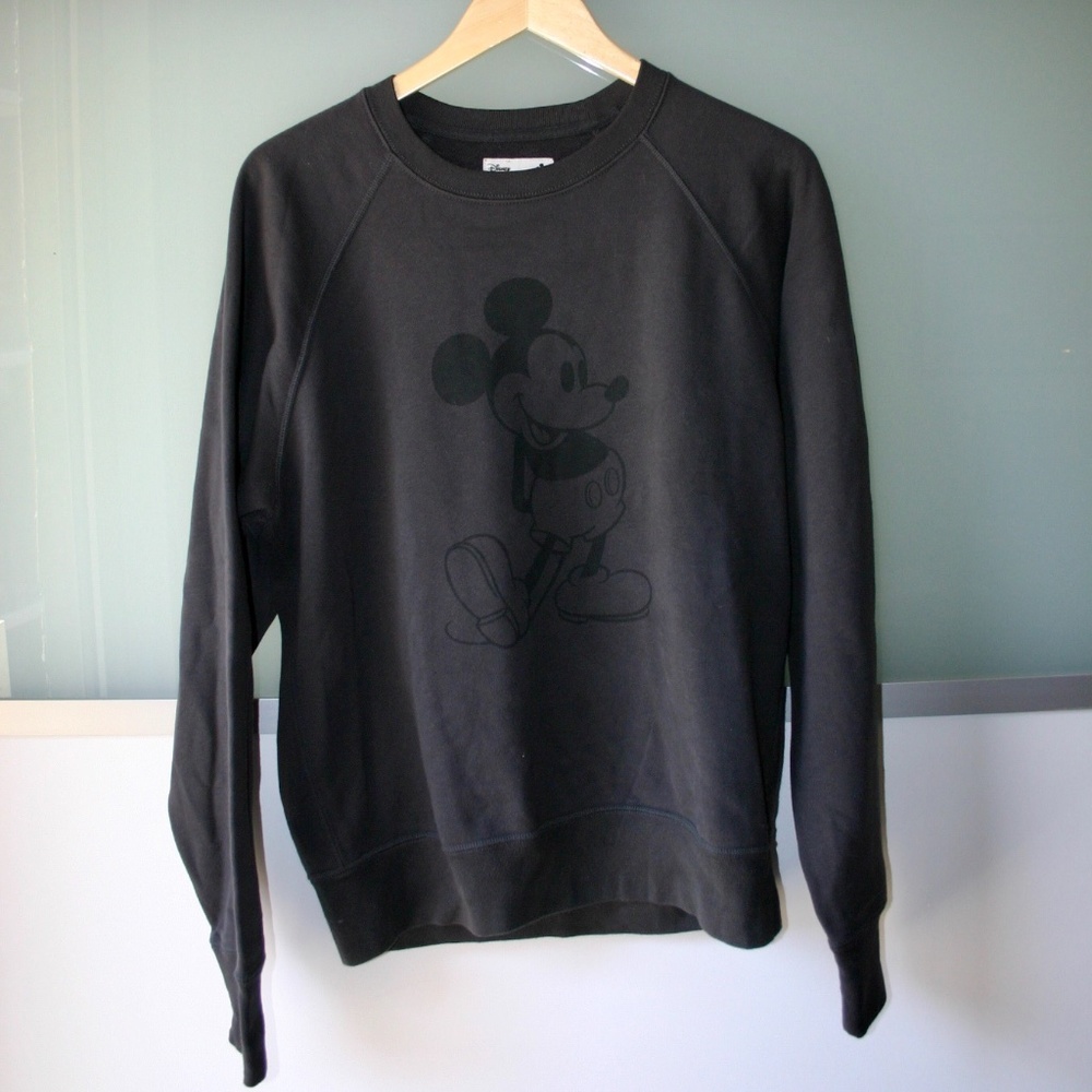 Disney Sweat Shirt - M